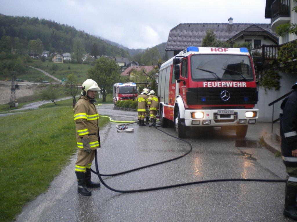 Brandübung - Feuerwehr-Hof